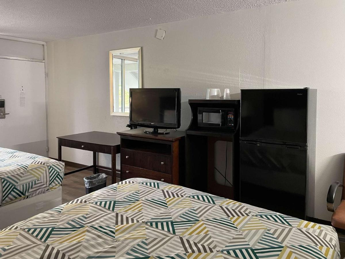 Motel 6 Wytheville Va Eksteriør billede